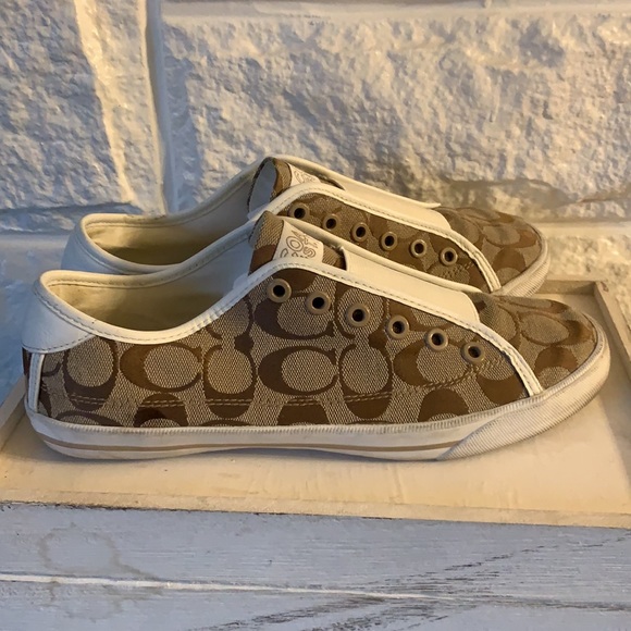 Vintage Coach shoes flats - Picture 3 of 6